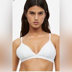 H & M Triangle Bikini Swim Top Size 4